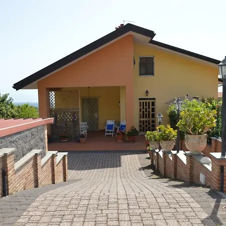 Stefany Tatil Evi
